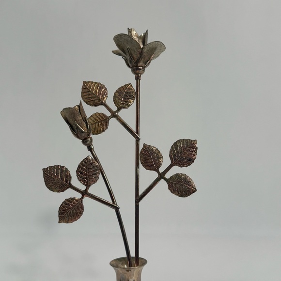 Vintage Ted Arnold Ltd Metal Rose Flower Bud Vase Art Decor Rose Gold 10.5” - Picture 6 of 15